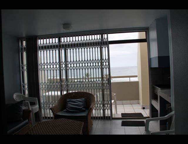 3 BEDROOM APARTMENT FOR SALE IN MANABA BEACH